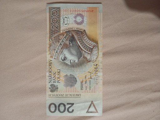 Zdjęcie oferty: Banknot 200zł z 1994r. Rosnąca czcionka