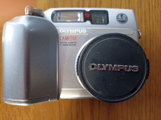 Zdjęcie oferty: Aparat Olympus Camedia C-4000