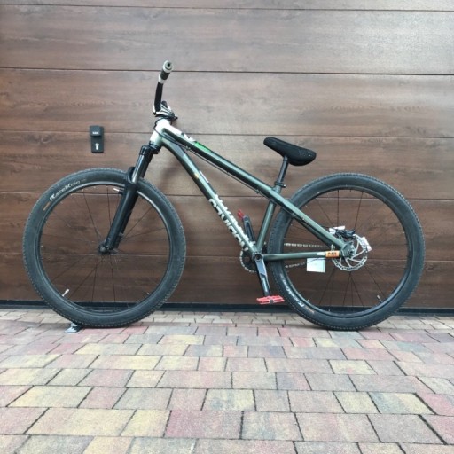 Zdjęcie oferty: Rower dirt Ns bikes movement 3 doinwestowany