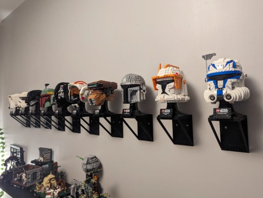 Zdjęcie oferty: Uchwyty Podstawki Wieszaki na Hełmy Lego Star Wars