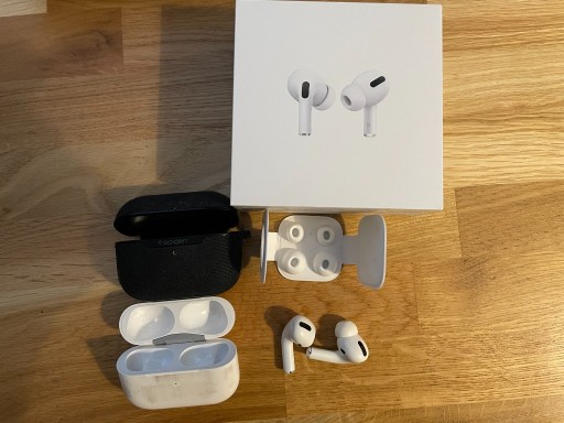 Zdjęcie oferty: Apple AirPods Pro 1. gen MagSafe z pudełkiem plus etui