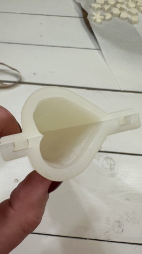 Zdjęcie oferty: Forma tuba silikonowa mydło serce żywica 