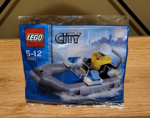 Zdjęcie oferty: Lego City 30011 Policyjna Motorówka klocki