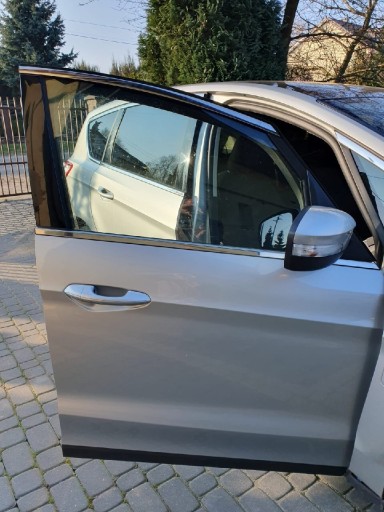 Zdjęcie oferty: Drzwi Prawy przód Ford S-max mk2 OF Do załozeni