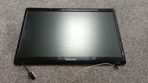 Zdjęcie oferty: Matryca 15,6" Taśma Kamera SAMSUNG NP270 275 300