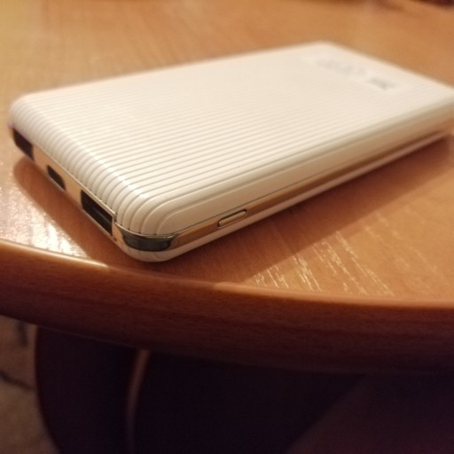 Zdjęcie oferty: Powerbank 8000 mah