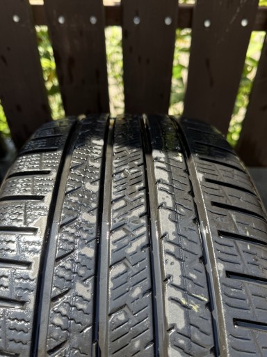 Zdjęcie oferty: 2 szt pon vredestein quatrac pro 215/45 18 wielosezonowe 6 mm