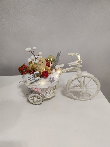 Zdjęcie oferty: Ozdoba świąteczna stroik rowerek z Mikołajem