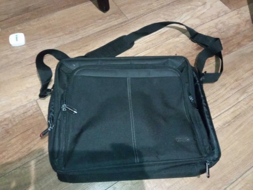 Zdjęcie oferty: torba na laptopa marki Targus 15,6 cala