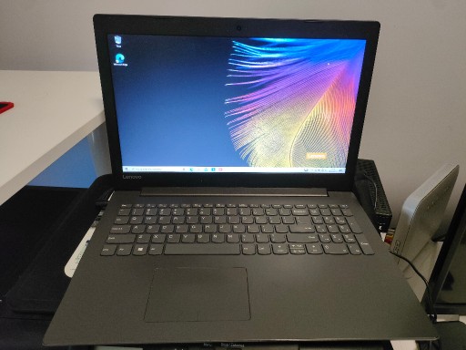 Zdjęcie oferty: Laptop Lenovo IdeaPad 320-15AST