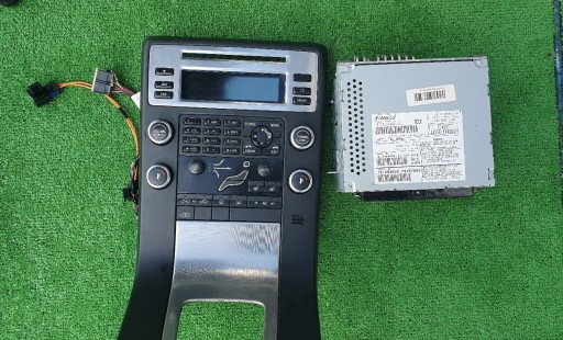 Zdjęcie oferty: Radio , Panel główny Volvo V70 XC70, 31260543 AA