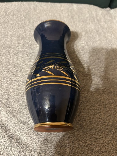 Zdjęcie oferty: STARY WAZON  PRL.WYSOKOŚĆ OKOŁO 20 CM.