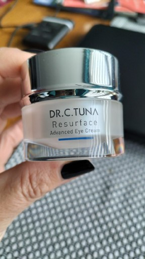 Zdjęcie oferty: Krem pod oczy Farmasi  Resurface  15 ml