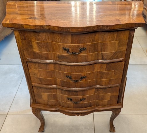Zdjęcie oferty: Piękna komoda ludwikowska-sklep Dąbrowa Górnicza