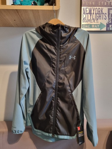 Zdjęcie oferty: Under Armour – Czarna bluza z kapturem 