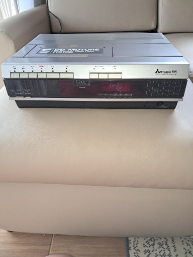 Zdjęcie oferty: Magnetowid VHS Mitsubishi HS-303EZ TopLoader