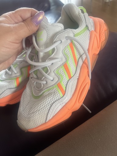 Zdjęcie oferty: ADIDAS SPORTOWE BUTY DAMSKIE ROZM 37,5 NEON