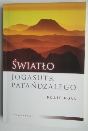 Zdjęcie oferty: Światło Jogasutr Patańdżalego - B.K.S. Iyengar