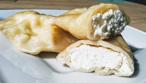 Zdjęcie oferty: Pierogi ser na słodko na cienkim cieście 