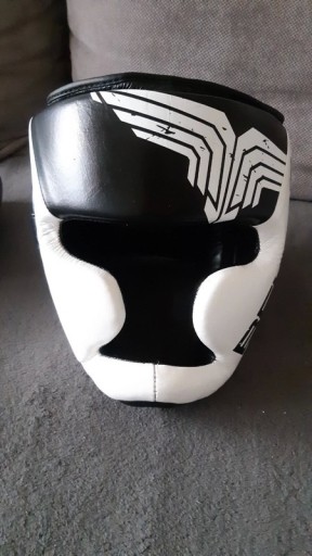 Zdjęcie oferty: Kask sparingowy Beltor TOP PRO