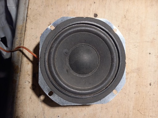 Zdjęcie oferty: Głośnik nisko średniotonowy 12cm