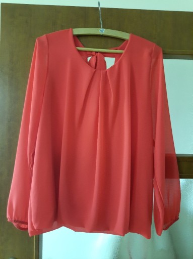 Zdjęcie oferty: Elegancka bluzka damska Włoska rozm. 40