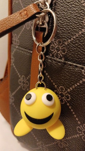 Zdjęcie oferty: Brelok Breloczek do kluczy lub plecaka EMOTKA DRUK 3D