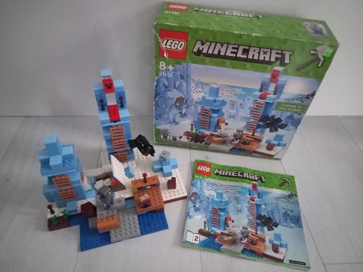 Zdjęcie oferty: Klocki LEGO Minecraft 21131 - Lodowe kolce