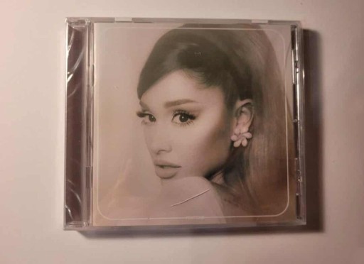 Zdjęcie oferty: Sprzedam Ariana Grande "positions" Exclusive Cover #2