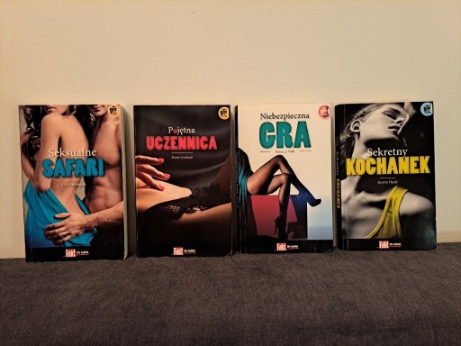 Zdjęcie oferty: 4 książki z serii powieści erotycznych