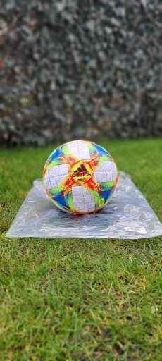 Zdjęcie oferty: Piłka meczowa Adidas OMB Conext 19 EQ Match Ball