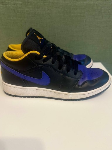 Zdjęcie oferty: Nike Jordan 1 Low r.40