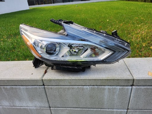 Zdjęcie oferty: Nissan Altima L33 2016 lampa przednia prawa