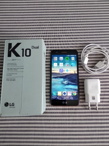 Zdjęcie oferty: Smartfon LG K10 2017 4G LTE Dual Sim Jak Nowy Bez Rys Pudełko Ładowarka 