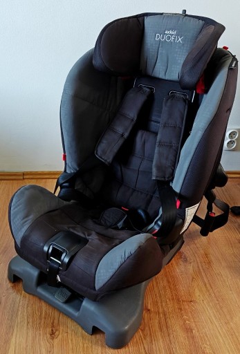 Zdjęcie oferty: Fotelik AXKID DUOFIX  ISOFIX RFD