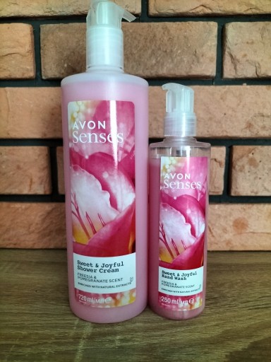 Zdjęcie oferty: AVON Zestaw senses FREZJA I GRANAT 720ml i 250 ml