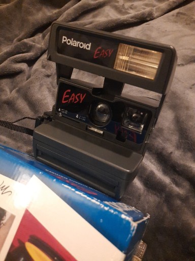 Zdjęcie oferty: Aparat Polaroid easy 636