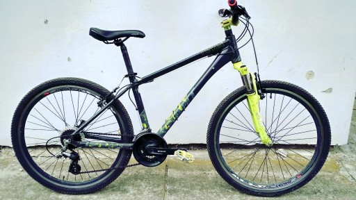 Zdjęcie oferty: Giant rower górski 26 shimano rama 17" mtb zielony