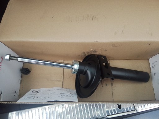 Zdjęcie oferty: amortyzator KYB przód peugeot 607 lift 2,2 hdi