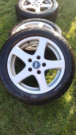 Zdjęcie oferty: Koła (felgi z oponami zimowymi) 205/55R16