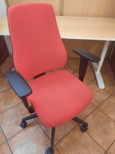 Zdjęcie oferty: krzesło biurowe obrotowe Hjh Office Mathes