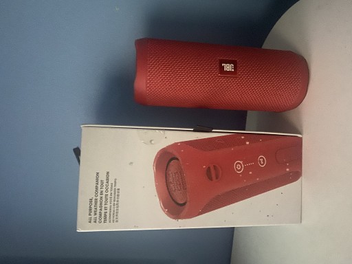 Zdjęcie oferty: GŁOŚNIK JBL FLIP 4 (z pudełkiem)