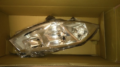 Zdjęcie oferty: Lampa Renault Megane 2004 przód prawa, od pasażera