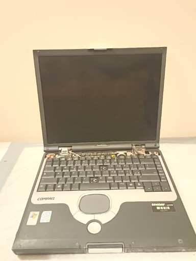 Zdjęcie oferty: Laptop HP Compaq EVO N1000V niekompletny