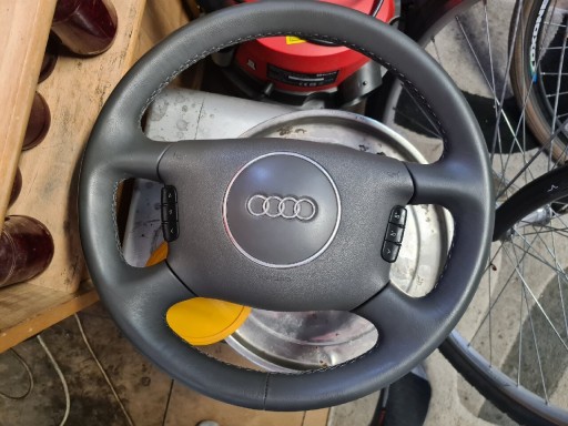 Zdjęcie oferty: Kierownica multifunkcyjna Audi a6c5 a4b6 a4b7 