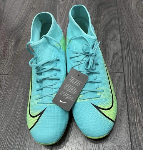 Zdjęcie oferty: Korki Nike mercurial Superfly 8 academy FG/MG