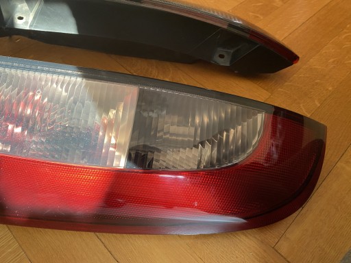 Zdjęcie oferty: Lampy tylne Opel Corsa c