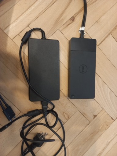 Zdjęcie oferty: Stacja dokująca Dell WD19-240W USB-C (210-ARJE)