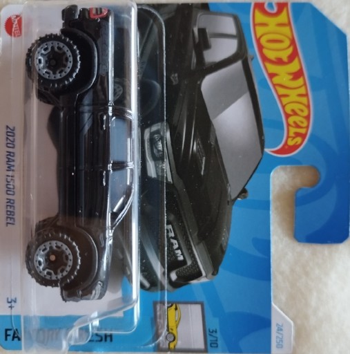 Zdjęcie oferty: Hot Wheels Ram 1500 Rebel 2020