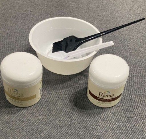 Zdjęcie oferty: Farba do włosów z henną i odżywka, farba brązowa i bezbarwna odżywka